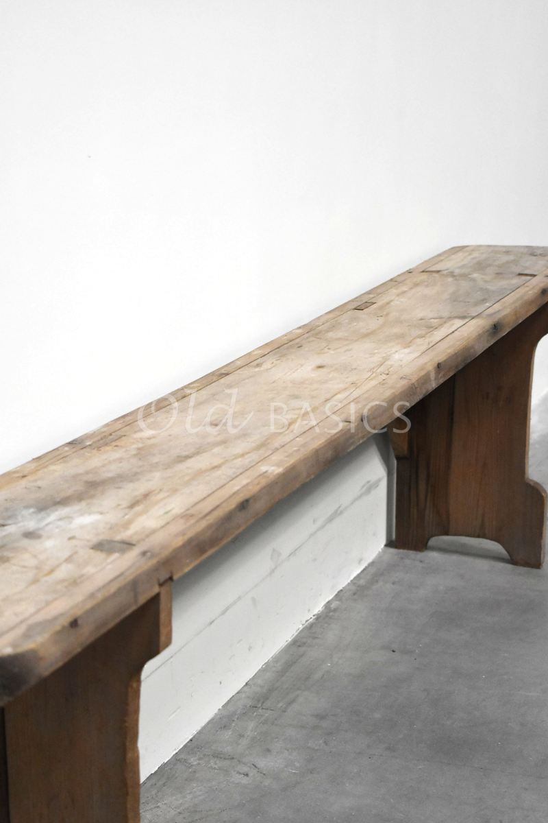 Detail van Houten bank, naturel, bruin, materiaal hout